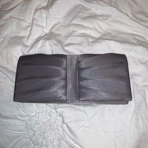 Gray clutch!